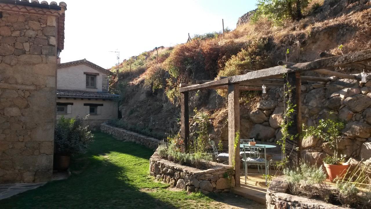 Abejas 1 De El Vergel De Chilla Candeleda Bagian luar foto